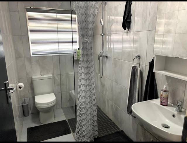 3 BEDROOM HOUSE FOR SALE IN PARKRAND